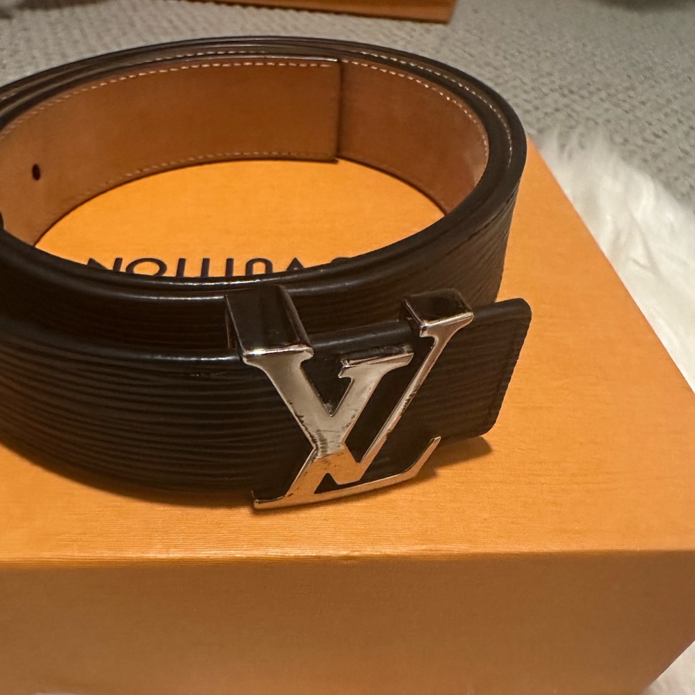 LV Initiales 30MM size 90